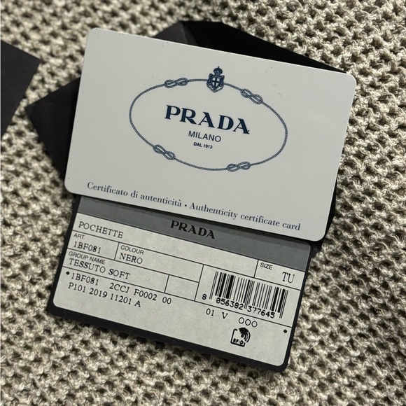 Prada chain shoulder bag in Nylon - Picture 6 of 8